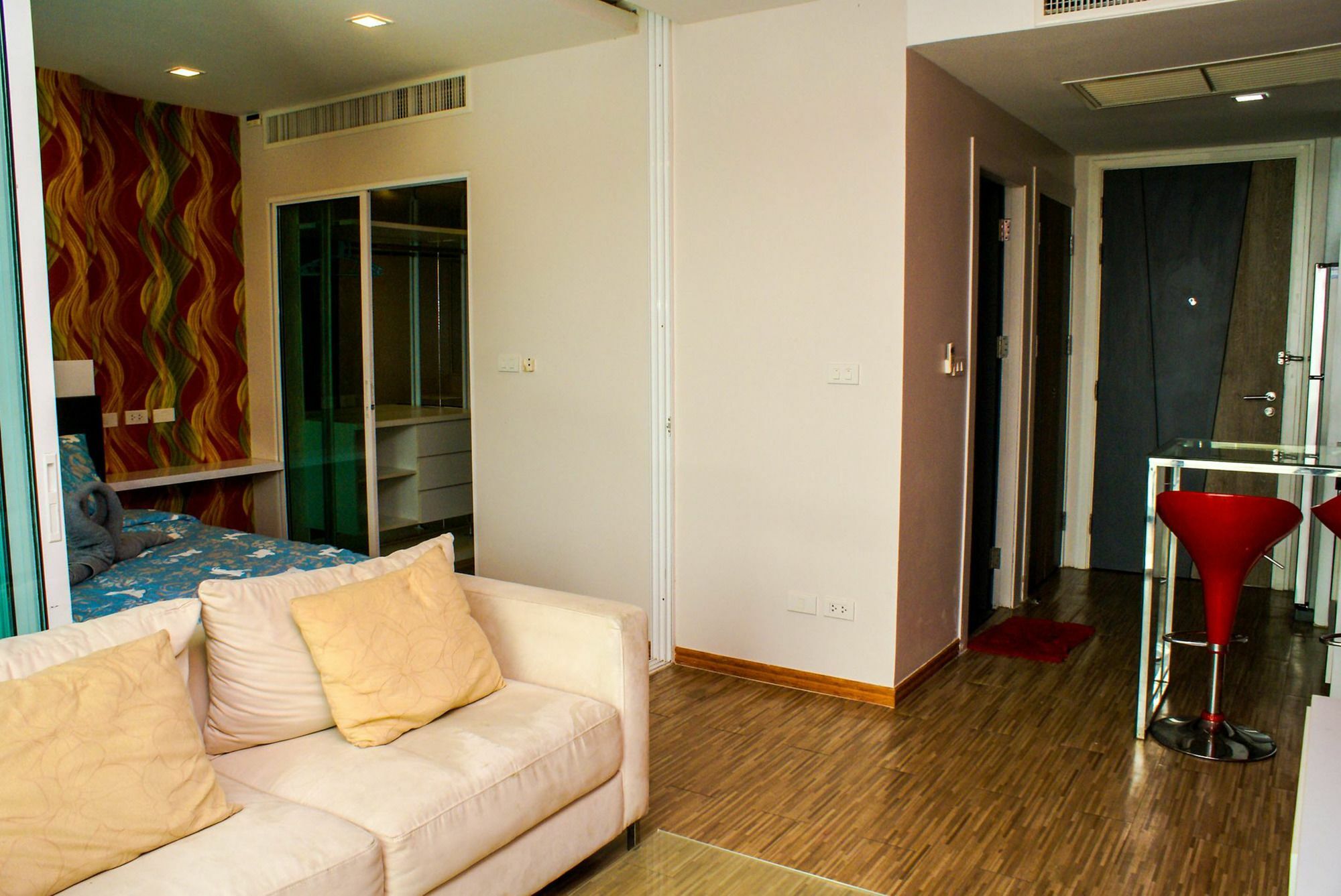 Sixty Six Road Hotel Pattaya